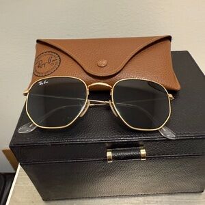 Ray-Ban Hexagonal Flat Lenses Sunglasses